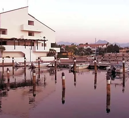Laghi Only
